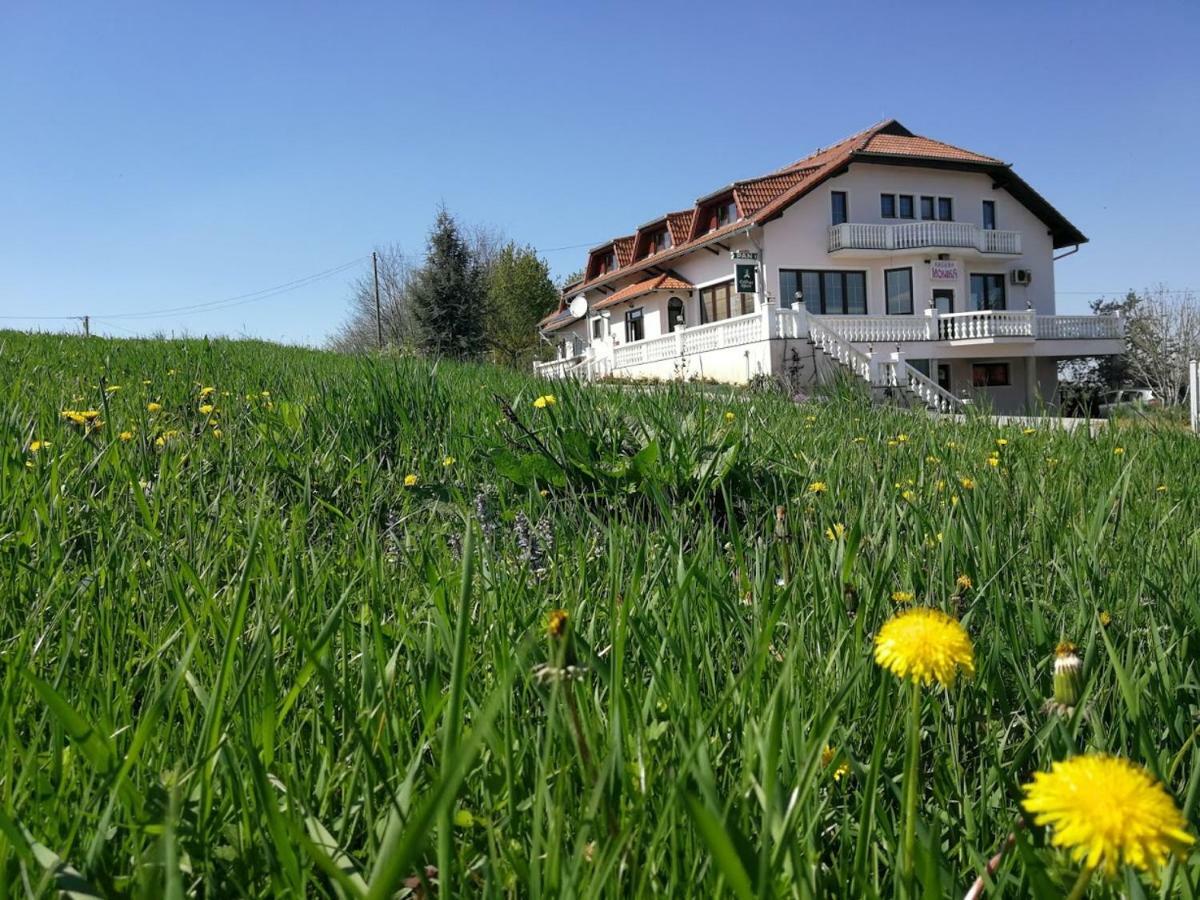 Kavana I Sobe Monika Otel Grabrovnik Dış mekan fotoğraf