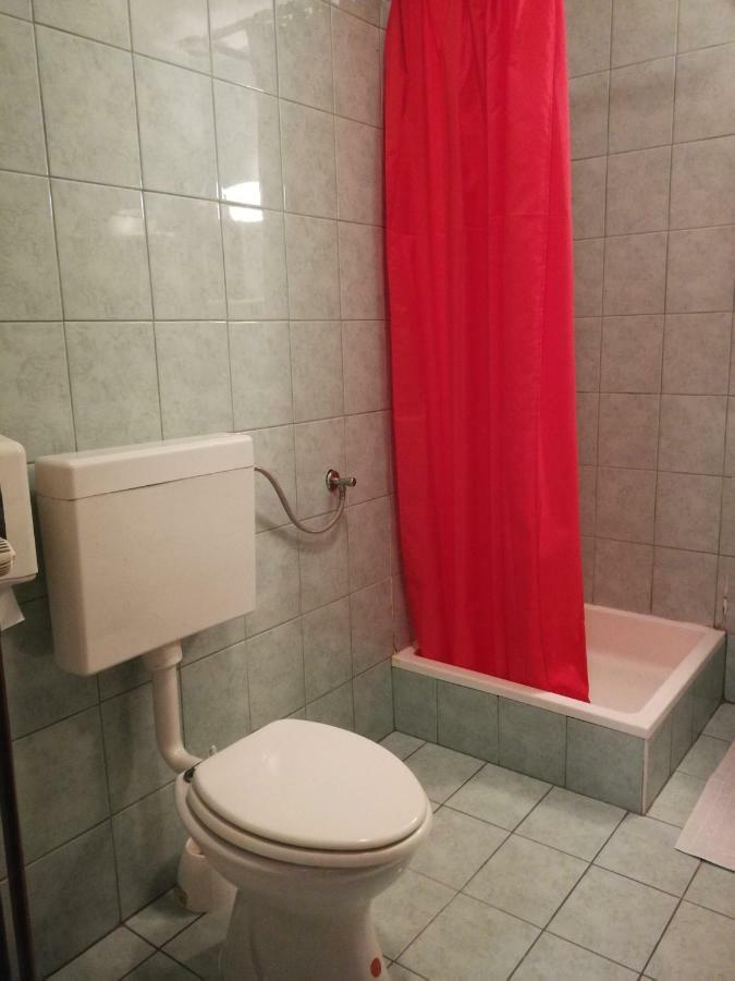 Kavana I Sobe Monika Otel Grabrovnik Dış mekan fotoğraf