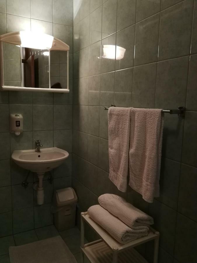 Kavana I Sobe Monika Otel Grabrovnik Dış mekan fotoğraf